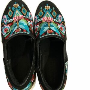 Johnny Was Embroidered Butterfly Platform Slip On Sneakers Black Womens Size 10